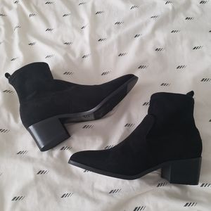 FOREVER 21 FAUX SUEDE AND MICROFIBRE SOCK BOOTIES